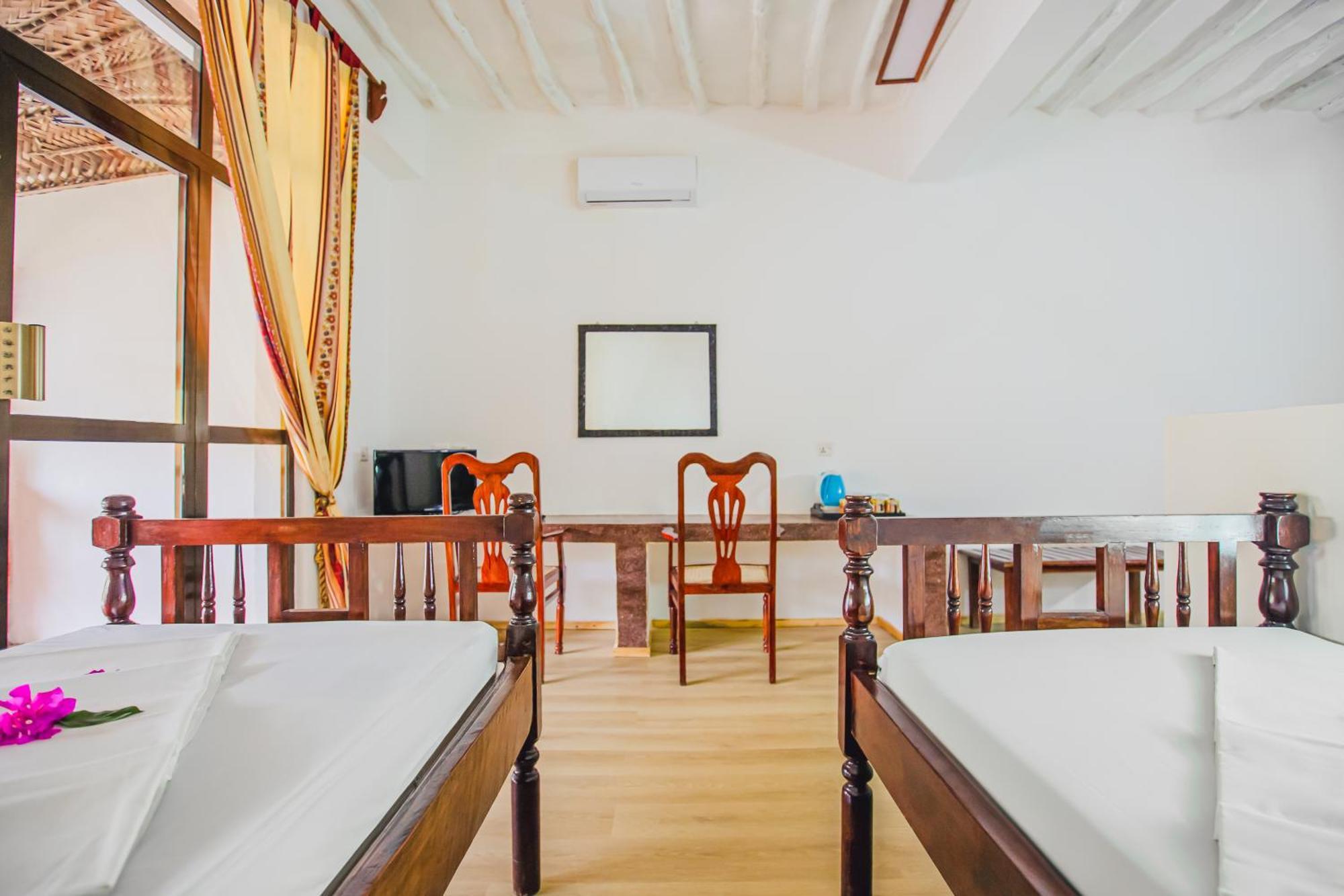 Ahg Waridi Beach Resort & Spa Pwani Mchangani Exterior foto