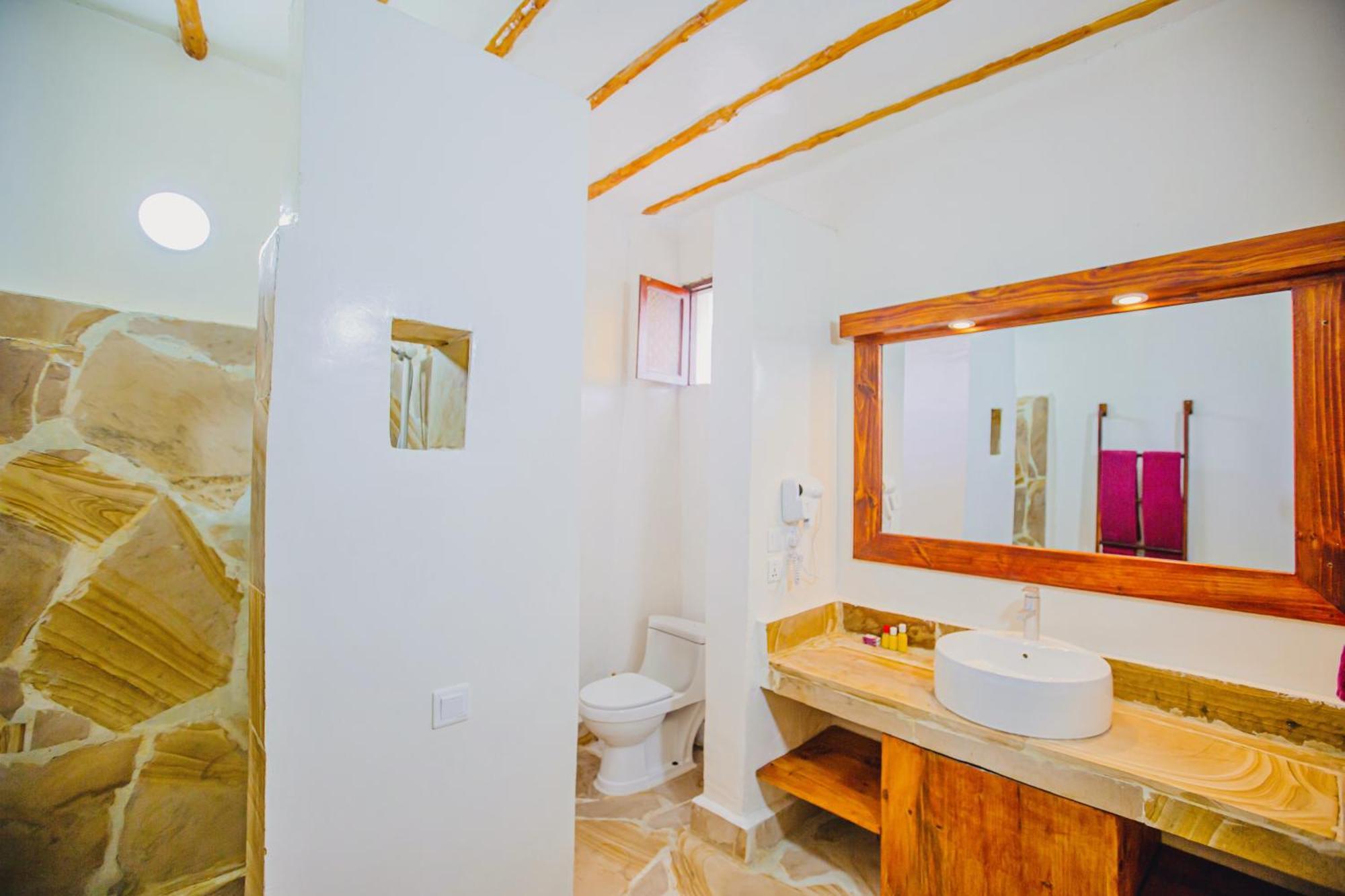 Ahg Waridi Beach Resort & Spa Pwani Mchangani Exterior foto