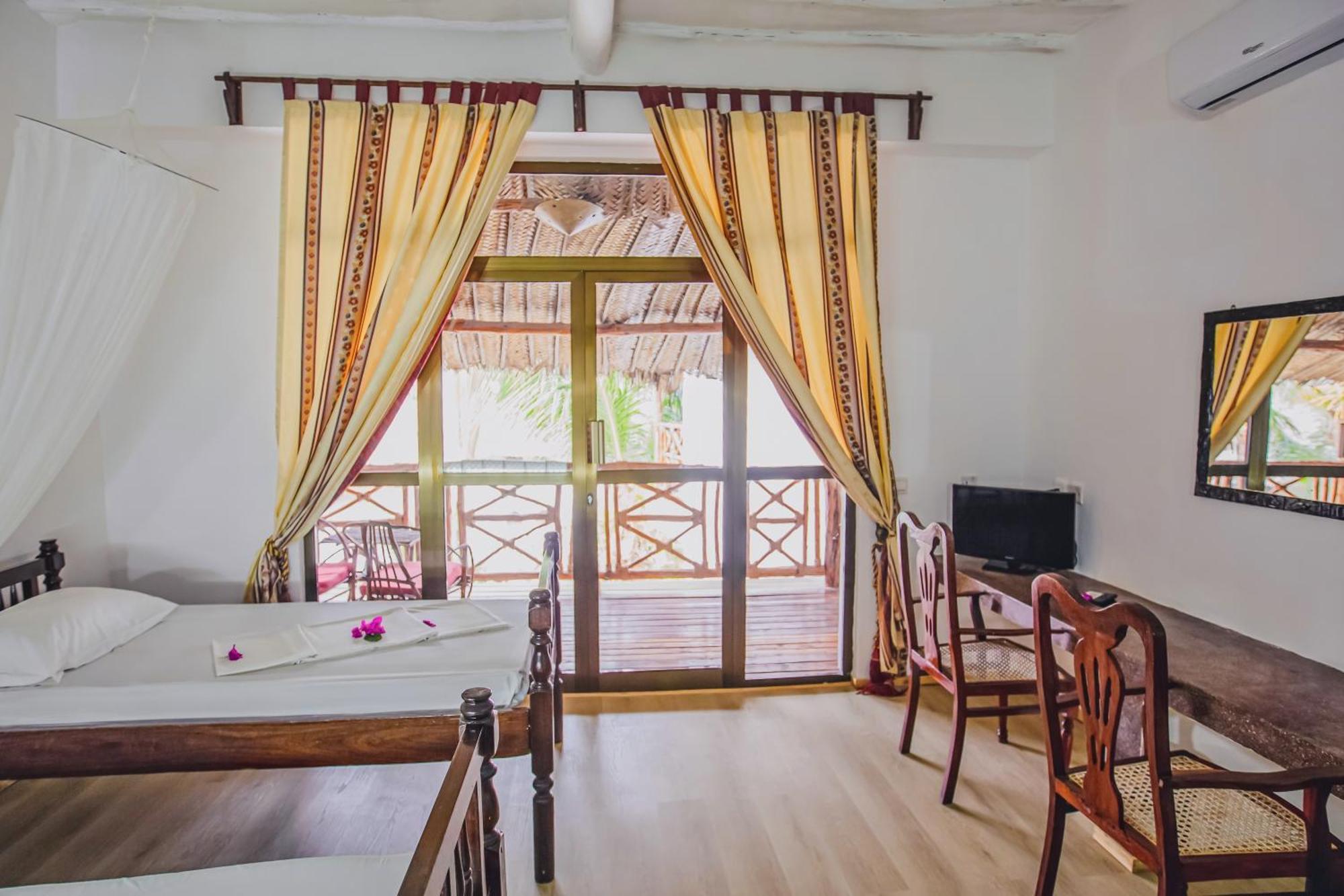 Ahg Waridi Beach Resort & Spa Pwani Mchangani Exterior foto