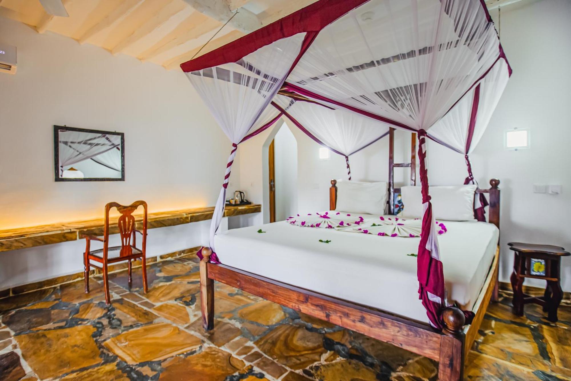 Ahg Waridi Beach Resort & Spa Pwani Mchangani Exterior foto