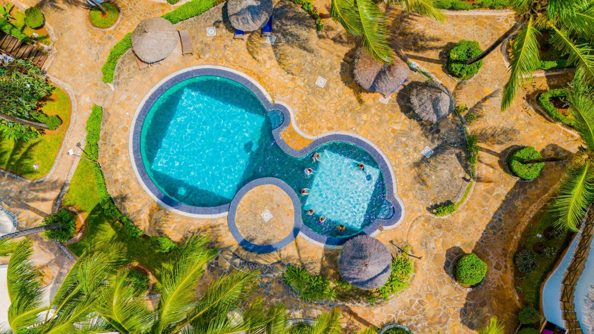 Ahg Waridi Beach Resort & Spa Pwani Mchangani Exterior foto