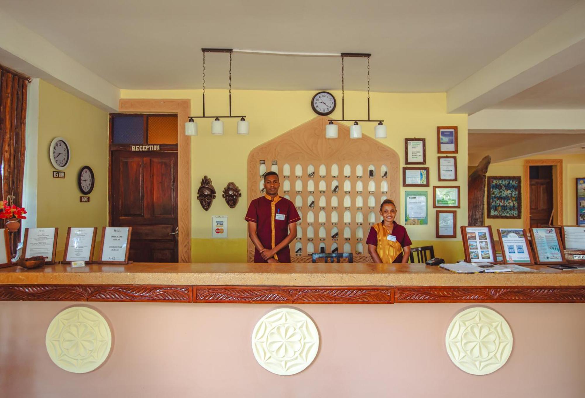 Ahg Waridi Beach Resort & Spa Pwani Mchangani Exterior foto